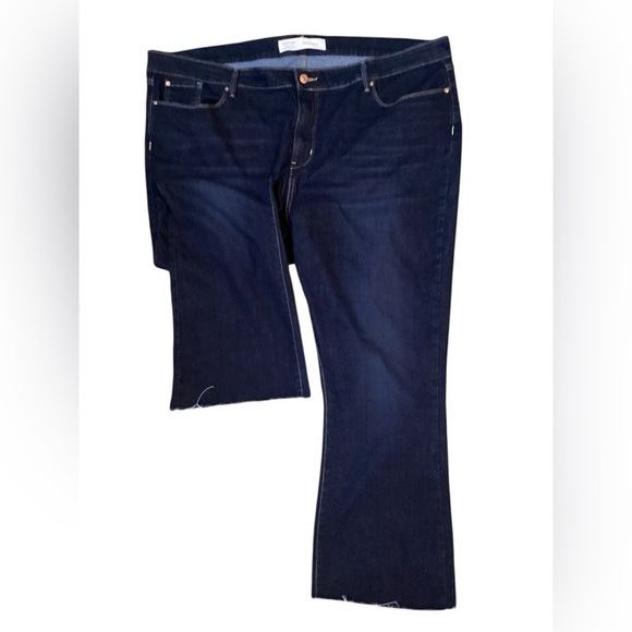 Plus Size, Levi's Signature Mid Rise Blue Boot Cut Jeans, Size 24M 33W/28L LV005 - Picture 1 of 11